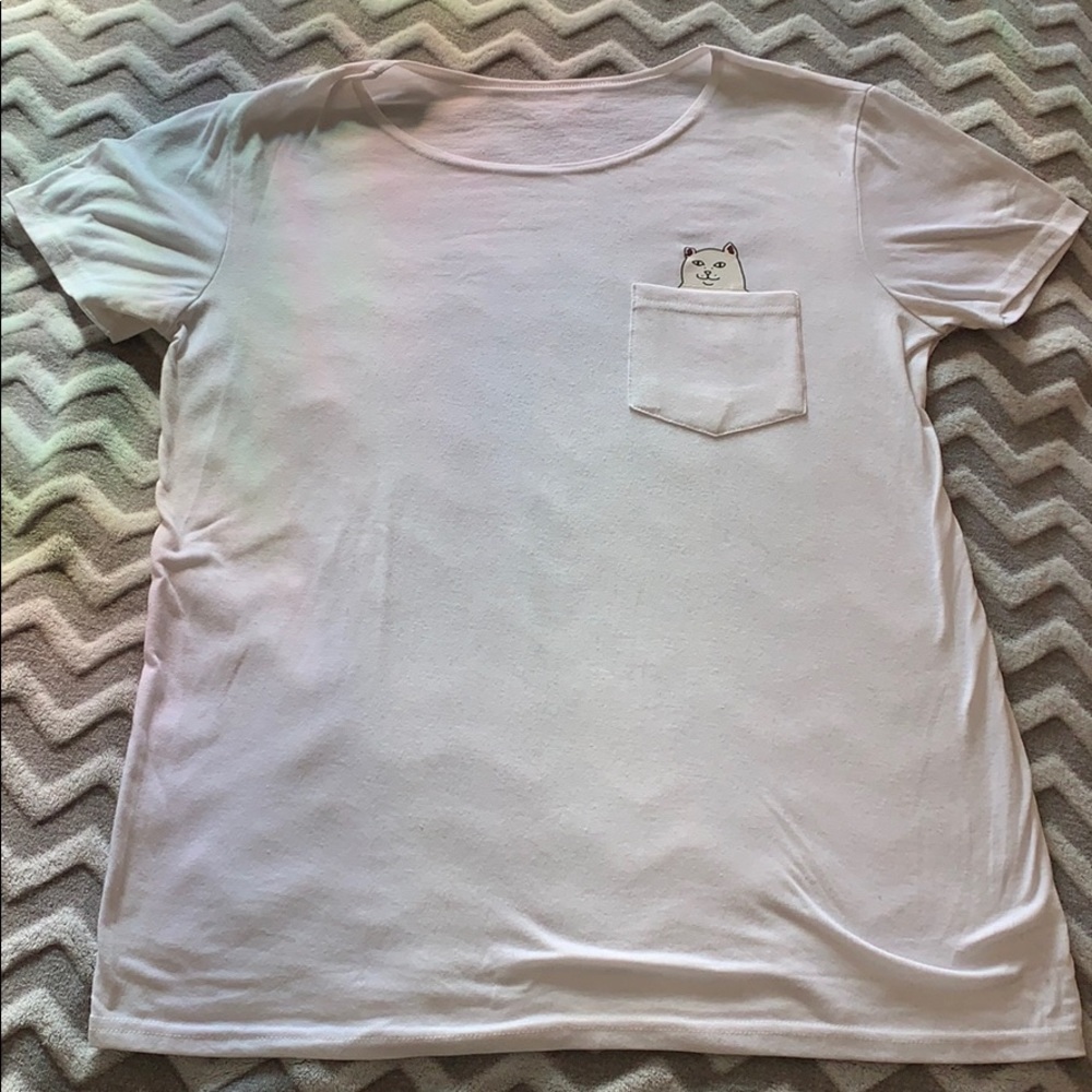 OF white tshirt with cat pocket